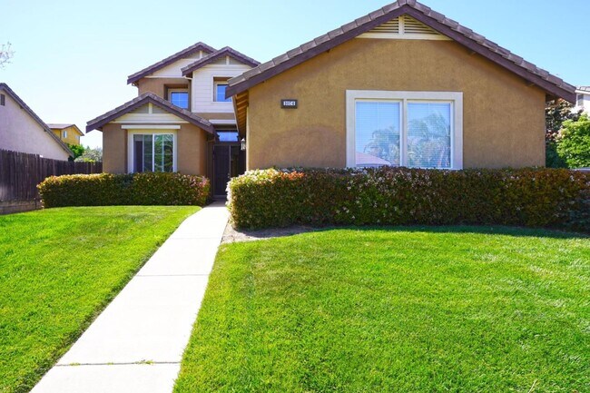 Building Photo - 1074 Vineyard Dr