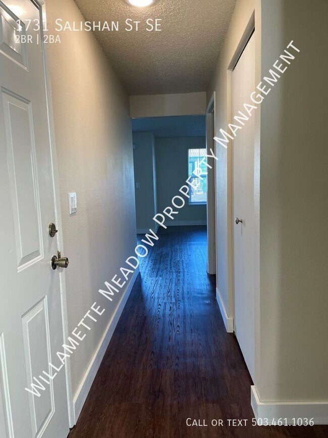 Building Photo - 1731 Salishan St SE