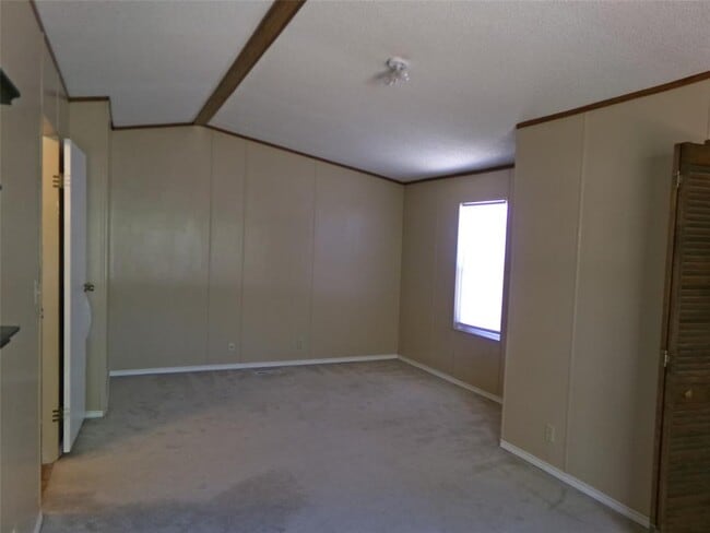 Building Photo - 1603 Tierra Alto St