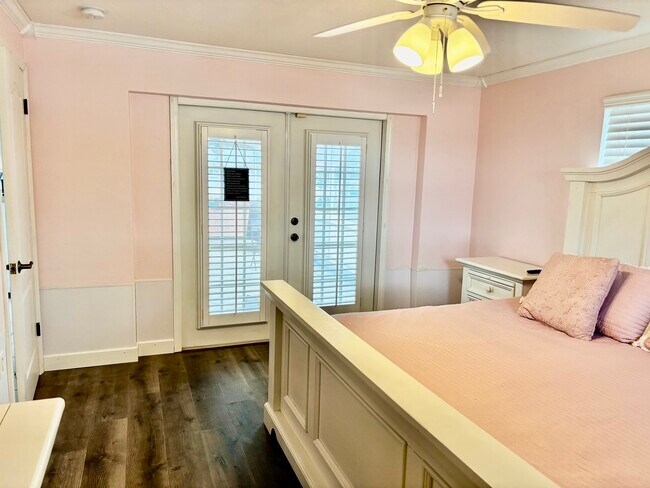 Building Photo - 381 Delido Ct