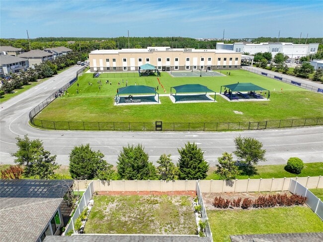 Building Photo - 2381 Rapollo Dr