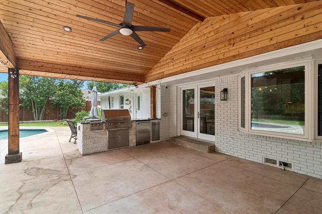 Building Photo - 10918 Wonderland Trail