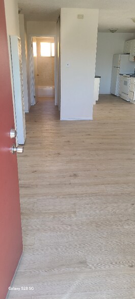 Primary Photo - 1920 E 25th St