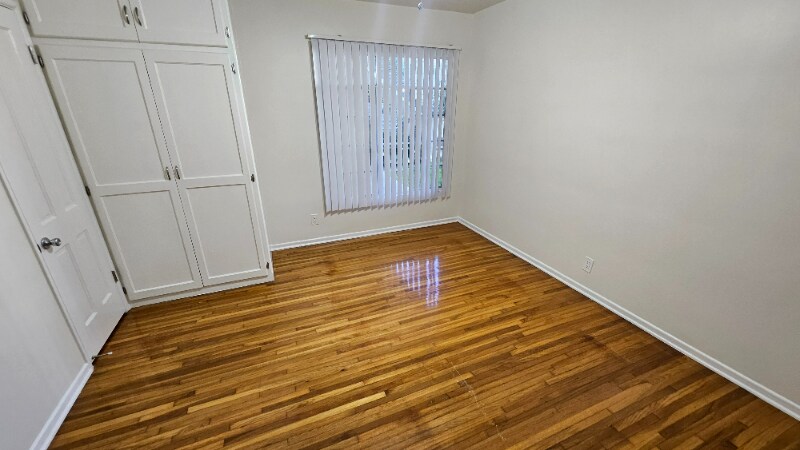 Building Photo - 4221 Los Feliz Blvd