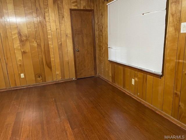 Building Photo - 2300 Wentworth Dr