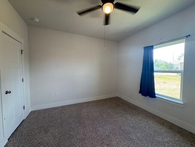 Building Photo - 1114 Shoal River Dr