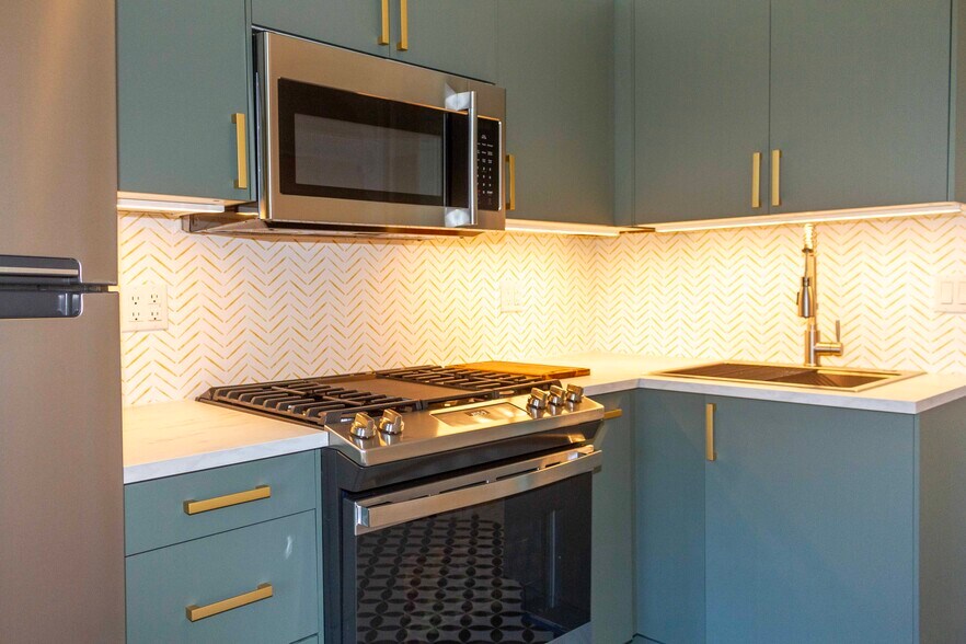 Building Photo - 39 Hawthorne St