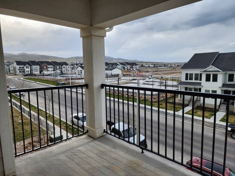 Building Photo - 3984 W 1850 N