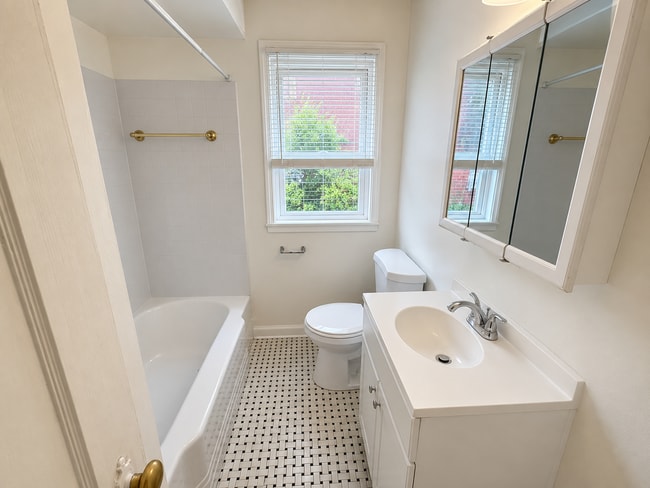 Building Photo - Section 8 Ready Completely Renovated 3-Bedroom Home for Lease - Call (313)429-3244