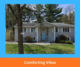 Building Photo - 632-638 S 44th Avenue