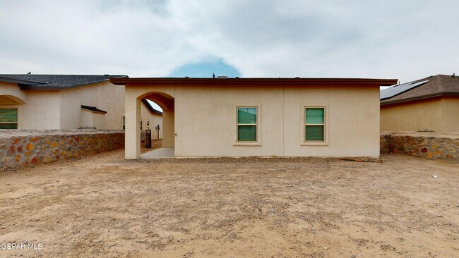 Building Photo - 440 Soleil Rd