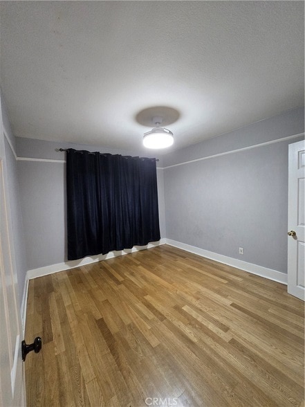 Building Photo - 1405 Simmons Ave