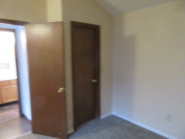 Building Photo - 250 Nashua Ct