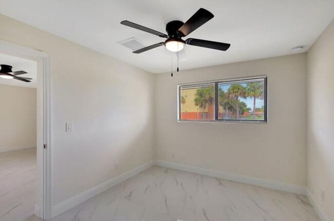 Building Photo - Gorgeous Brand-New Rebuilt 4-Bedroom Home | No HOA | Pet Friendly