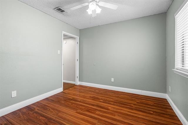 Building Photo - 710 Peach Ct