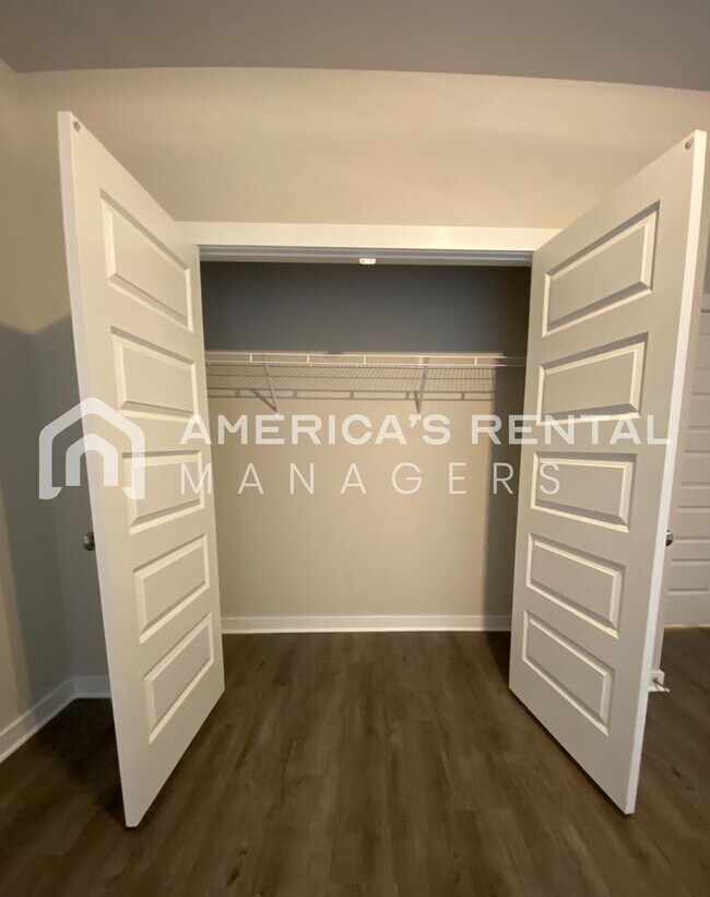 Building Photo - Home for Rent in Jemison, AL... View with 48 Hours Notice!