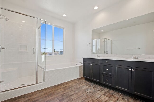 Building Photo - 16435 Globetrotter Ave