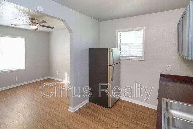 Building Photo - 2511 Orcutt Ave