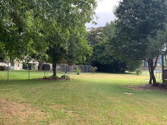 Building Photo - 2324 Buckstone Ct