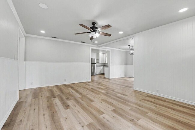 Building Photo - Charming 3-Bedroom Home in Sherman Available NOW!