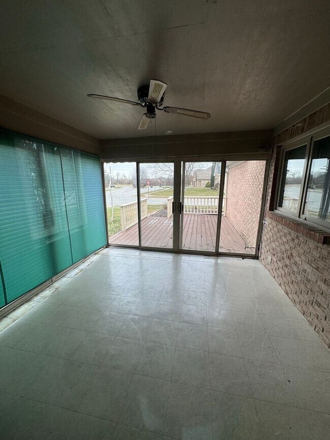 Building Photo - Warren Twp - 3 BR ranch