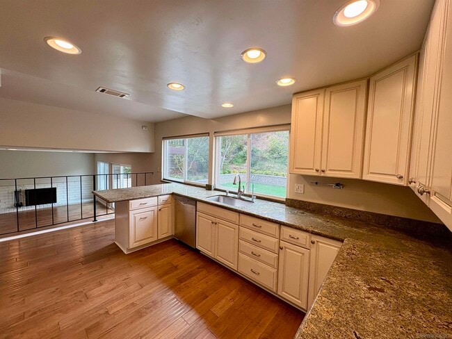 Building Photo - 12918 Biscayne Cove