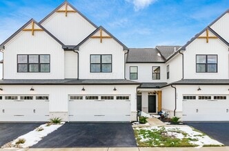 Building Photo - 5478 Dutch Ln