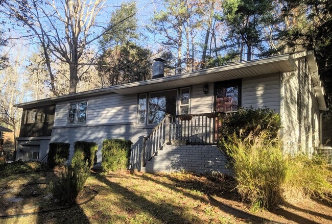 Primary Photo - Black Mountain Rental!