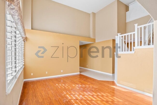 Building Photo - 25 Zion Ct