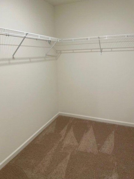 Building Photo - 241 Grand Central Wy