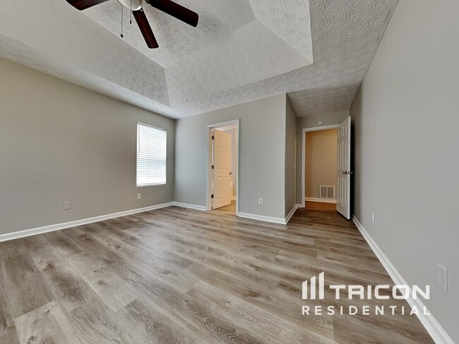 Building Photo - 140 Avery Dr