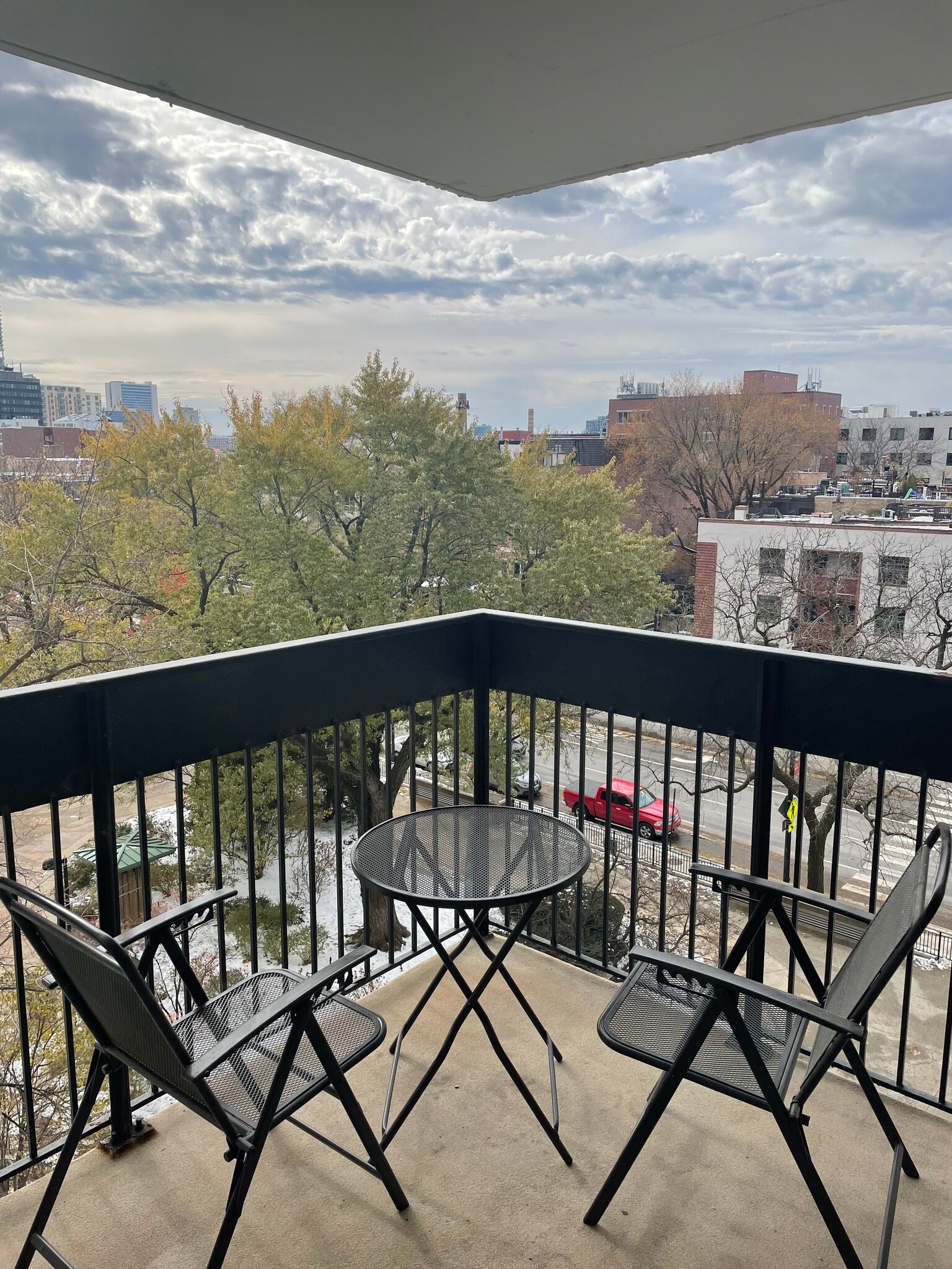 Building Photo - 1460 N Sandburg Ter