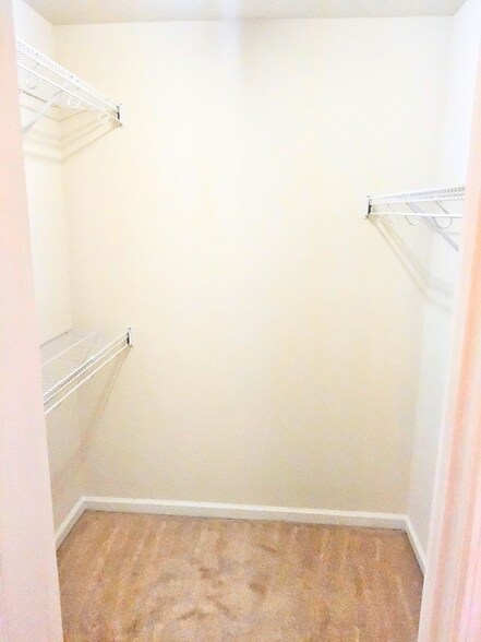 Building Photo - 5128 Brooke Lauren Ln