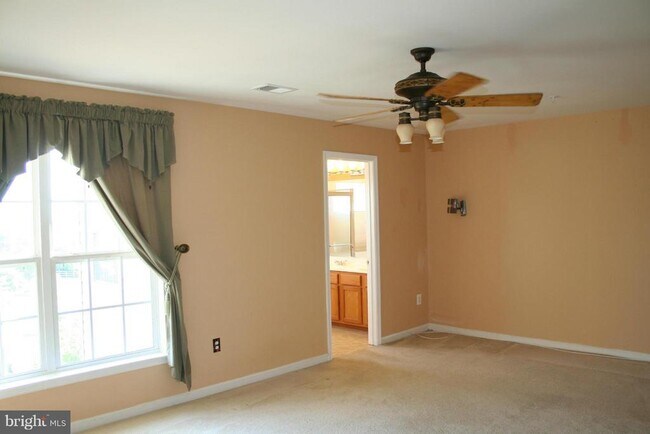 Building Photo - 18212 Endora Cir