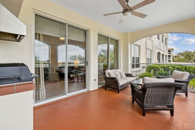 Building Photo - Fully Furnished 3/3 Ocean Grande Condo