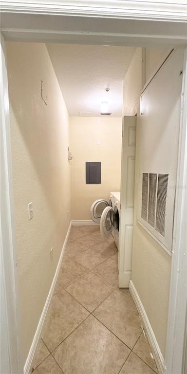 Building Photo - 2713 Via Murano