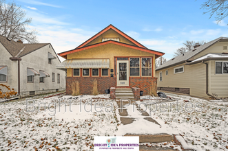 Building Photo - 969 Lawson Ave E