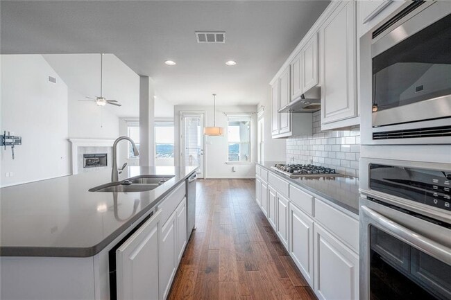 Building Photo - 2533 Milan Meadows Dr