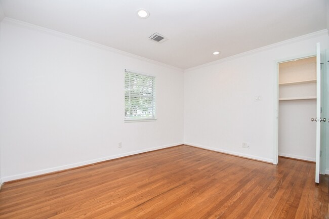 Building Photo - 6602 Housman