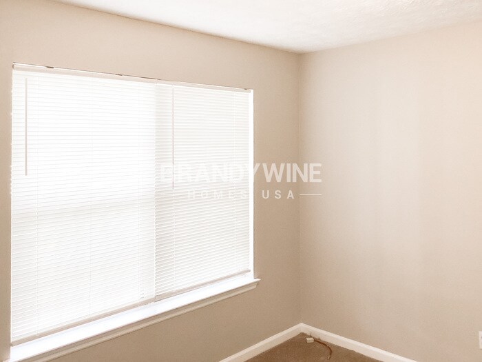 Building Photo - 2586 Rainover Ct