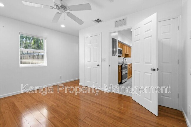 Building Photo - 3450 S Olive Ave