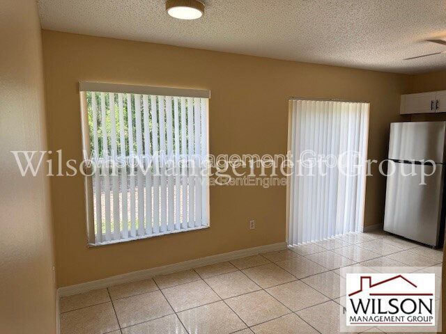 Building Photo - 5083 Luna Negra Dr