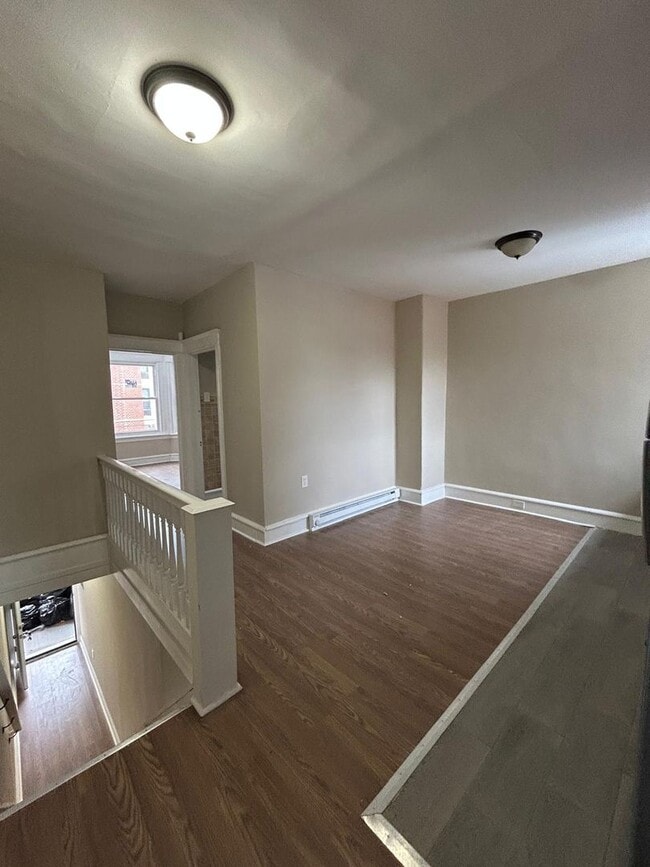 Building Photo - 225 S 62nd St