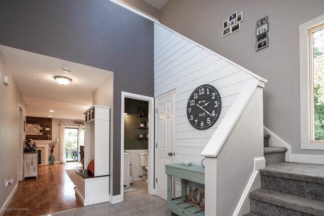 Building Photo - 59 Deer Path Ct