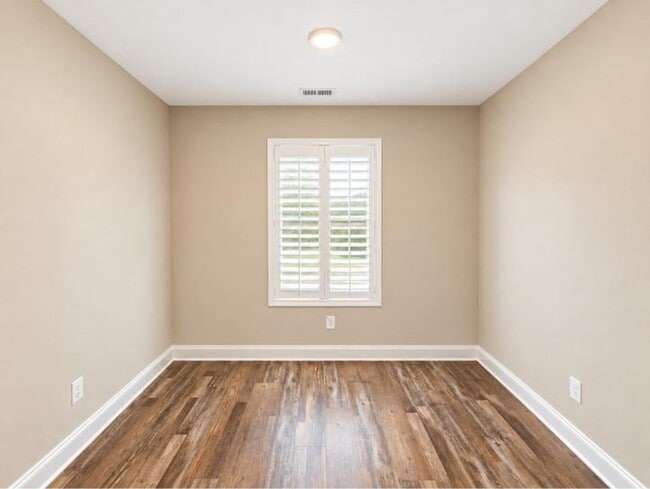 Building Photo - 1233 Black Oak Cir