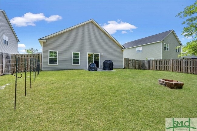 Building Photo - 124 Waverly Way