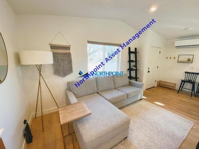 Building Photo - Gorgeous Studio for Rent in Davis