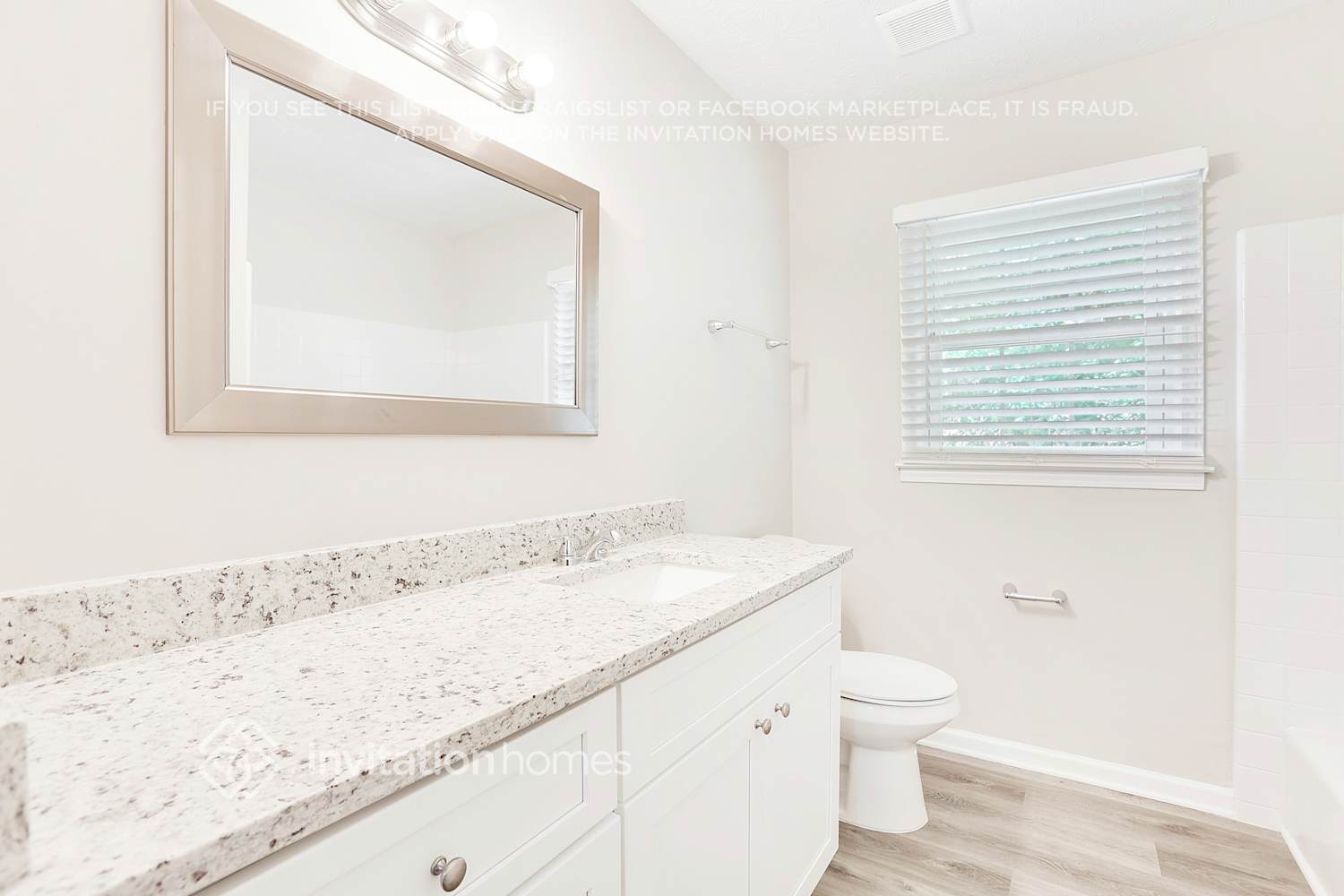 Building Photo - 562 Rollingwood Dr