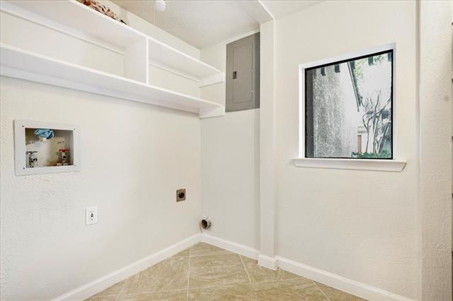 Building Photo - 4535 N O'Connor Rd