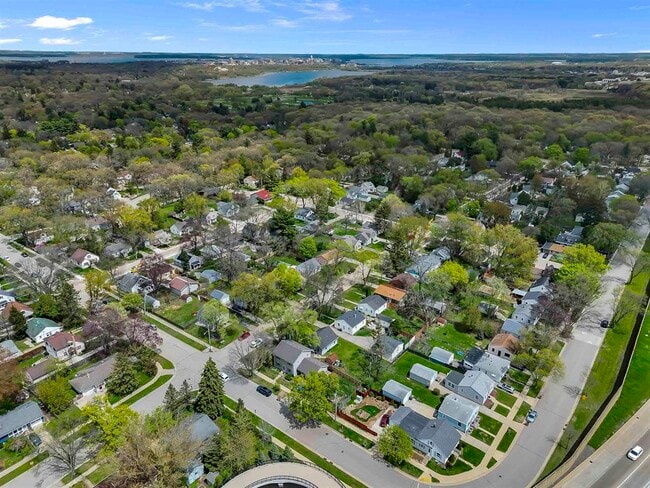 Building Photo - 4269 Doncaster Dr
